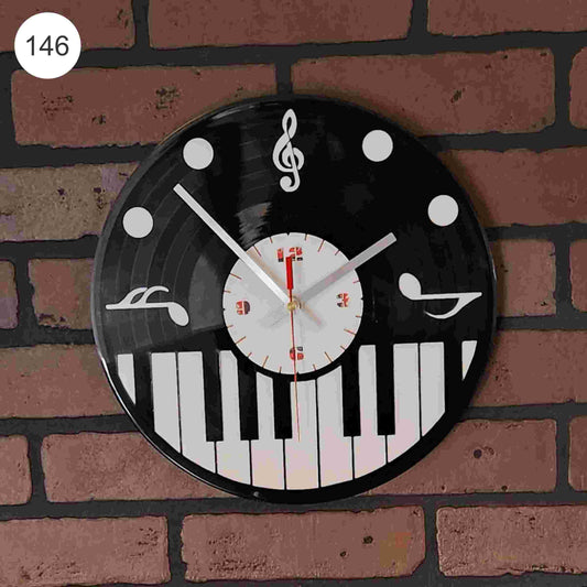 HORLOGE PIANO BAR