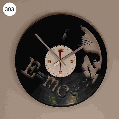 HORLOGE EINSTEIN